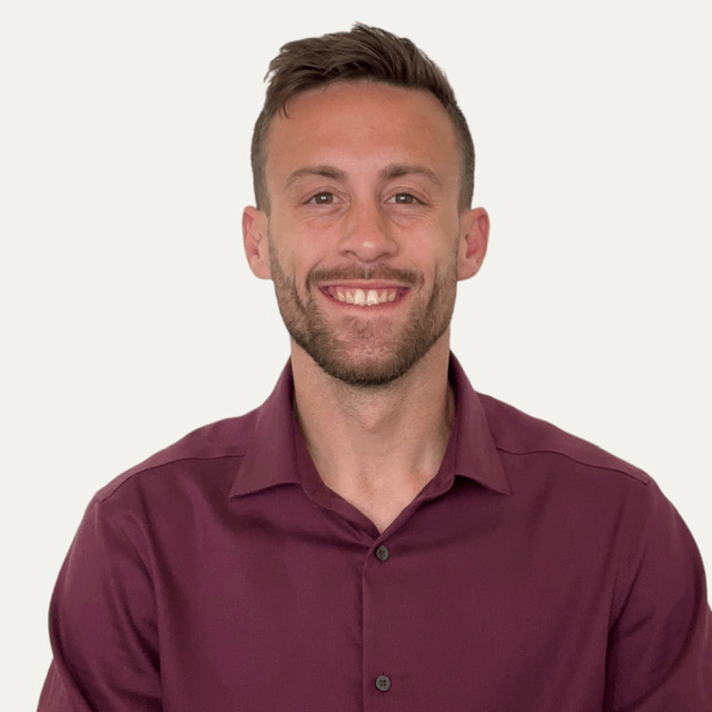 Dustyn Salomon, AMFT and APCC, couples therapist at Unfold Psychology